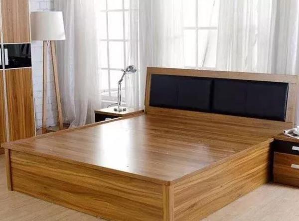 太原装修设计：床板选“排骨架”还是“平板”？