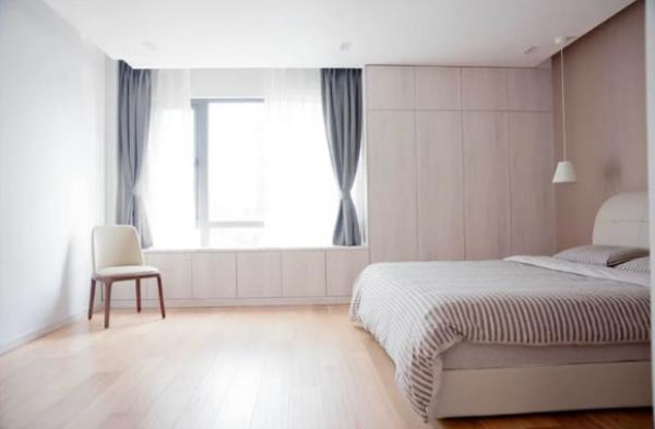 沈阳装修设计：几套带飘窗的卧室装修，美观又实用！