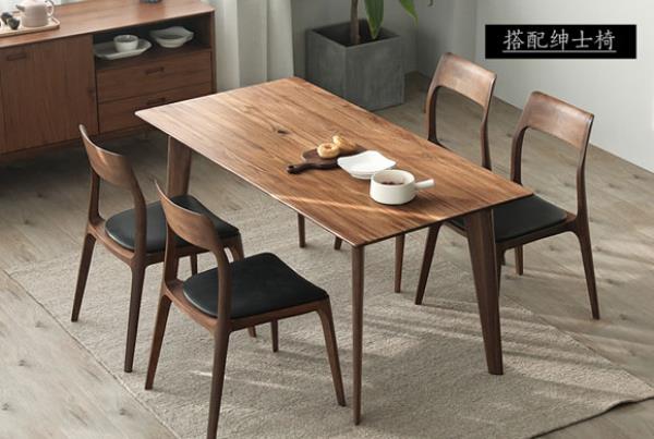 济南室内装修：实木餐桌餐椅的保养方法！
