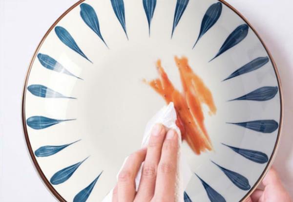 大连装饰公司：陶瓷碗怎么挑选？陶瓷碗有哪些优缺点？