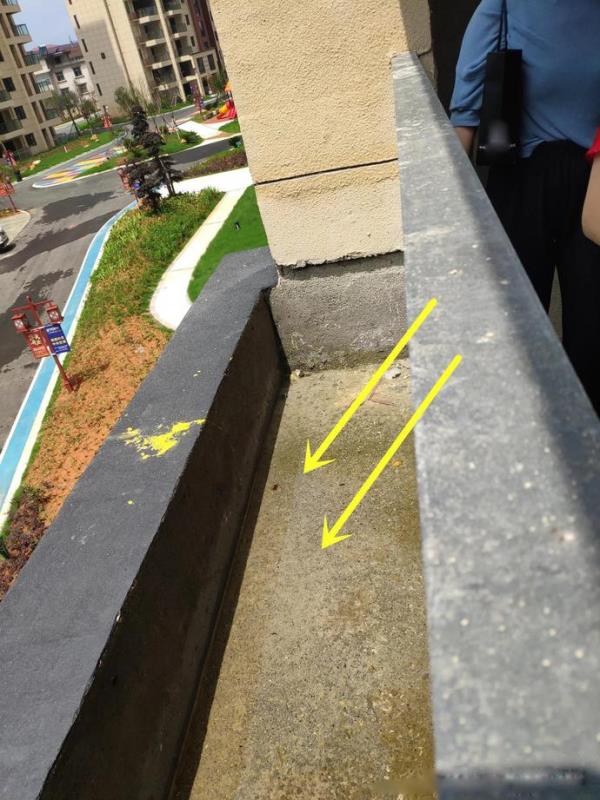 广州装饰公司：阳台外墙有个20公分的水槽，可以这样改！