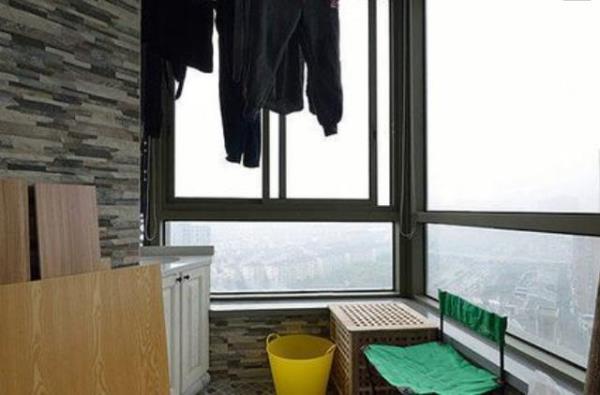 广州装修设计公司：“卧室带阳台”和“客厅带阳台”哪个好？