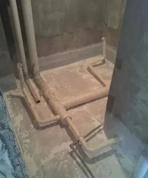 杭州装修公司：下沉式卫生间的“防水五步走”，你家做对了吗？