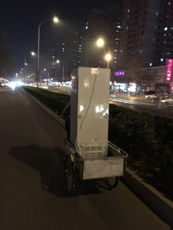 北京装修公司：57m²出租屋装修，北漂小哥自己改造后火爆网络！