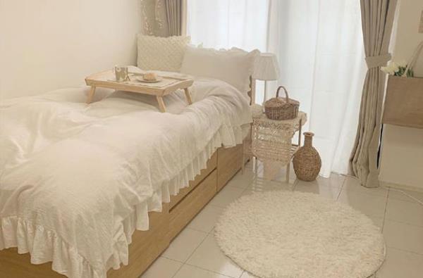 卧室装修设计，单一的配色更舒服！