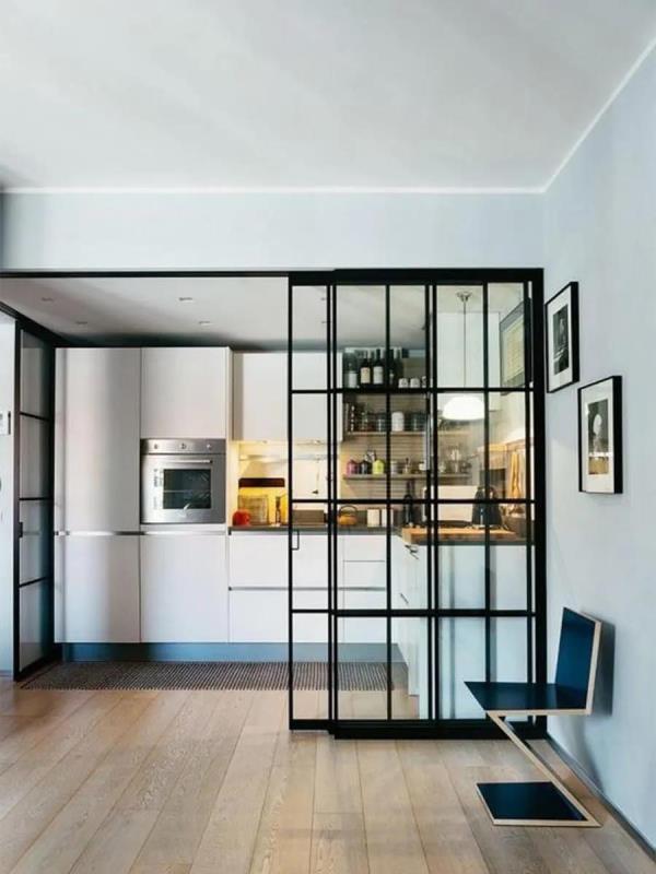乐山装修公司：厨房别再装推拉门了，试试这5种厨房门设计！