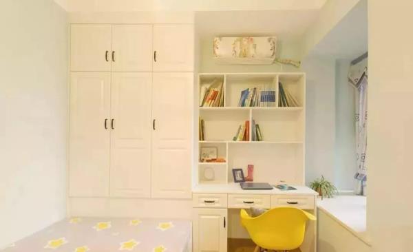 海南装修公司：如何给小户型设计一个实用的书房？