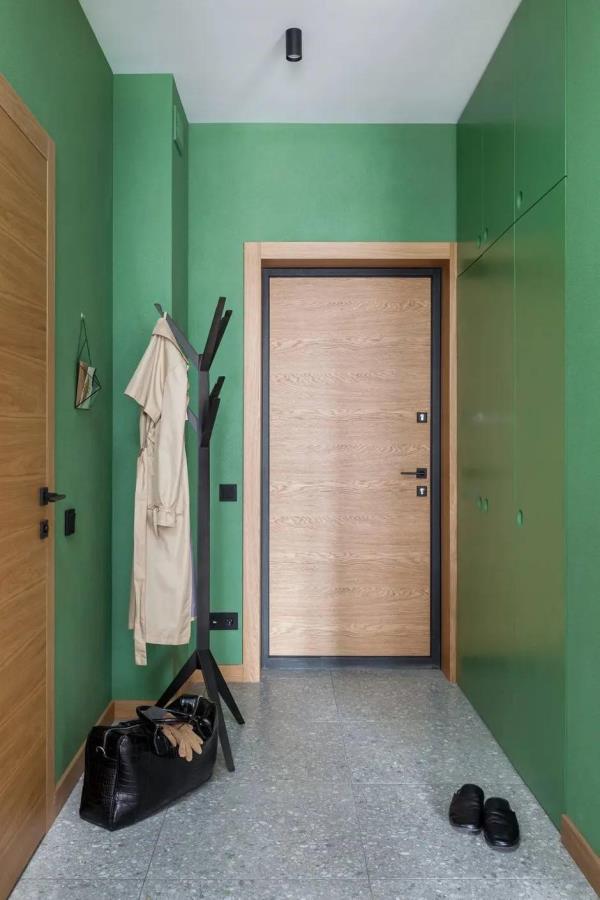 南京装饰公司：45㎡小户型房子装修，全屋原木色搭配绿色！