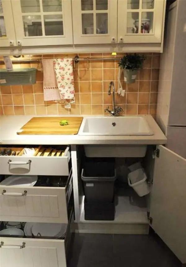 厨房的柜子这五处留空反而更实用！