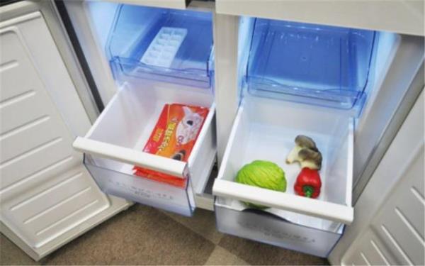 冰箱能制冷就行了，这些功能都是“智商税”！