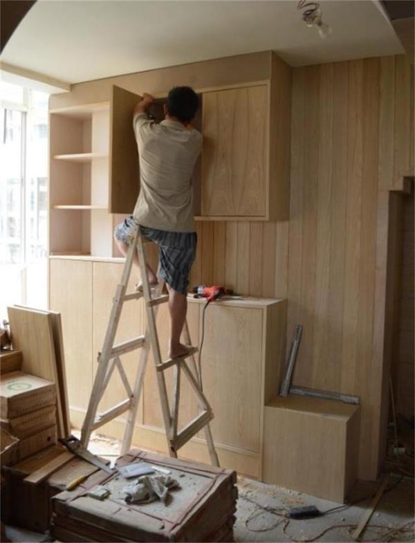 定制衣柜和木工打柜子有什么区别？