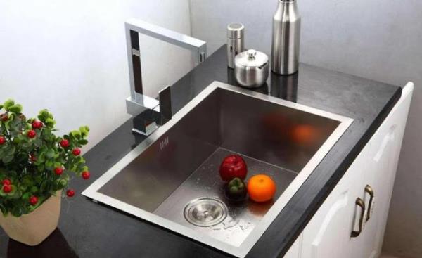 厨房选择单水槽还是双水槽？