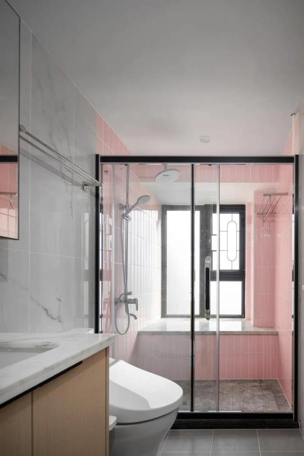 深圳家居装修：粉色为主的轻法式风格！