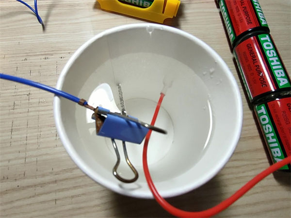 电解水是什么水?怎样自制电解水?