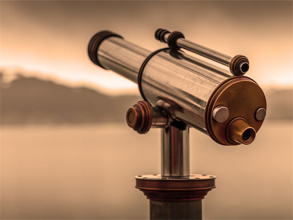 第一架望远镜是谁发明的?