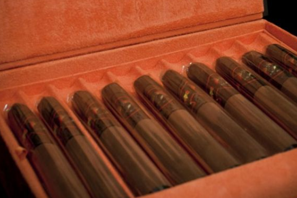 世界上最贵的十种雪茄排行榜:第一裹满金箔2023最新排名前十名对比